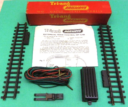 Triang R406 Super Four Automatic Train Control Set 