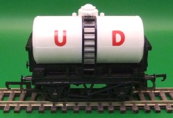 Triang R015 U D Tank Wagon