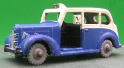 Dublo Dinky 067 Austin FX3 Taxi