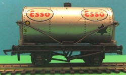 Hornby Dublo ESSO tank - silver - Triang couplings