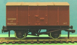 Wrenn W5102 Gunpowder Van on Hornby Dublo chassis