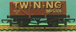 Wrenn W4660P 5-plank Wagon - Twinings