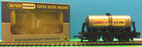 Wrenn W5003 6-wheeled Tank Wagon - Guinness