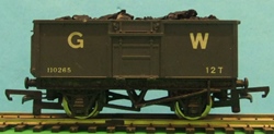 Wrenn W5029L GW Mineral wagon with load & added coal